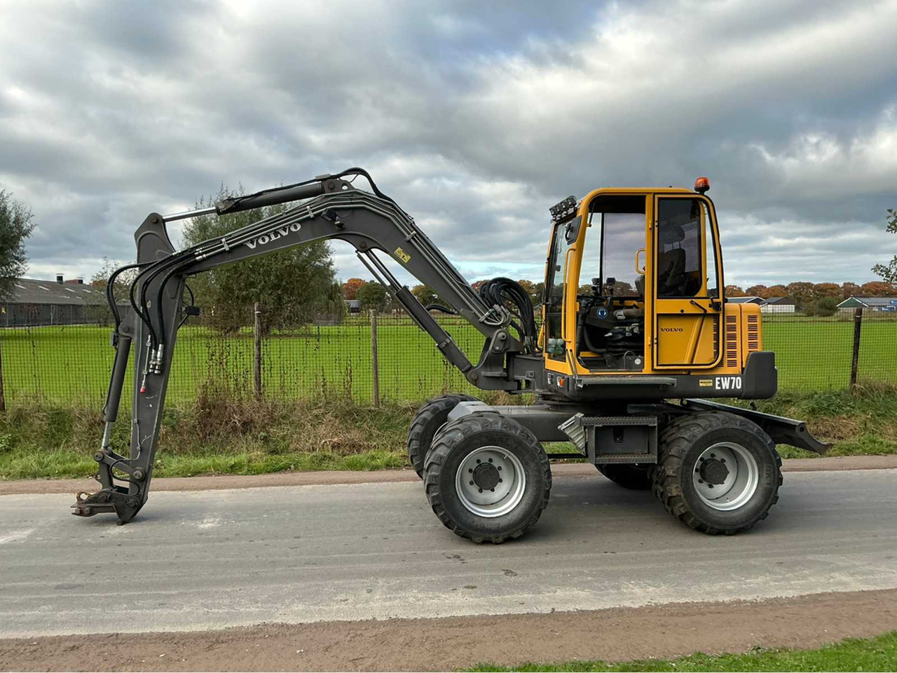 Volvo EW70 - Hjulgravemaskine: billede 3 Volvo EW70 - Hjulgravemaskine: billede 3