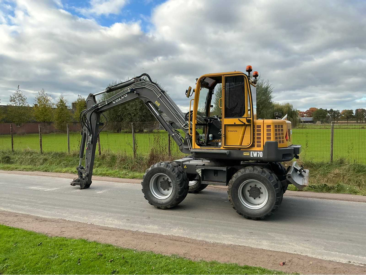 Volvo EW70 - Hjulgravemaskine: billede 4 Volvo EW70 - Hjulgravemaskine: billede 4