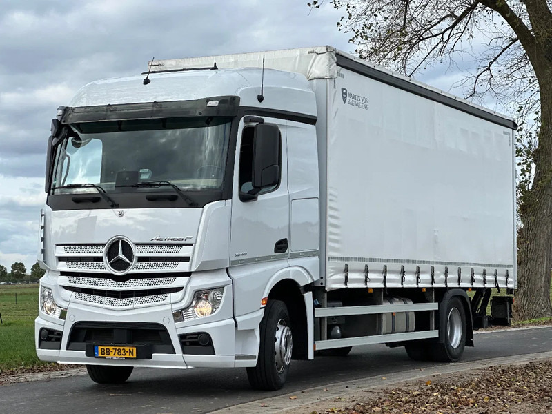 Mercedes-Benz Actros ACTROS 1843L 2022. 183432km Schuifzeil met Laadklep 2000kg - Lastbil med presenning: billede 1 Mercedes-Benz Actros ACTROS 1843L 2022. 183432km Schuifzeil met Laadklep 2000kg - Lastbil med presenning: billede 1