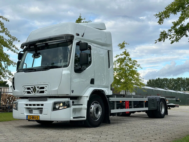 Renault D280 - Lastbil med presenning: billede 1 Renault D280 - Lastbil med presenning: billede 1