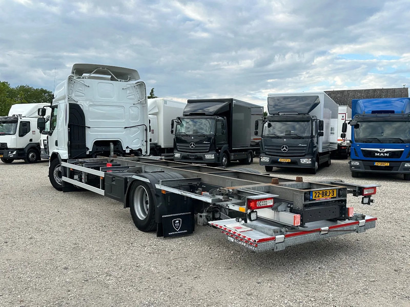Renault D280 - Lastbil med presenning: billede 3 Renault D280 - Lastbil med presenning: billede 3