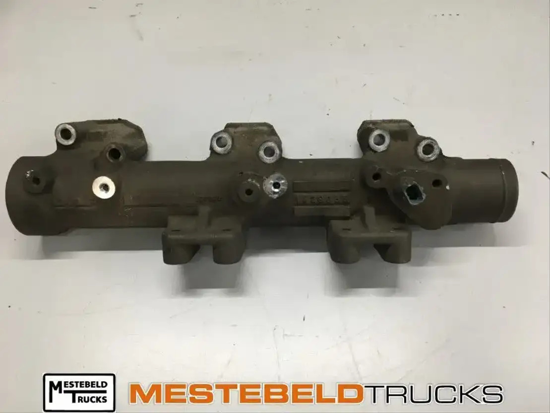 DAF Koelvloeistofleiding cilinderkop XF-CF - Motor for Lastbil: billede 1 DAF Koelvloeistofleiding cilinderkop XF-CF - Motor for Lastbil: billede 1