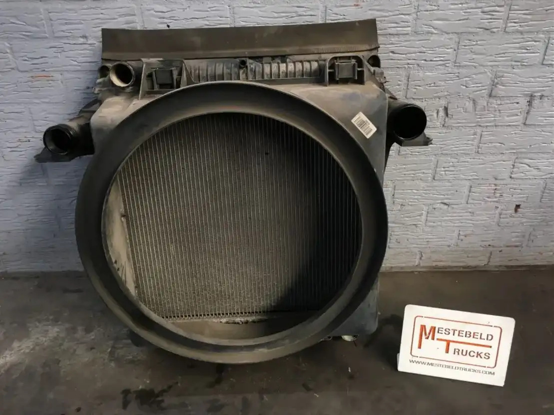 MAN Radiateur + Intercooler - Kølesystem for Lastbil: billede 2 MAN Radiateur + Intercooler - Kølesystem for Lastbil: billede 2