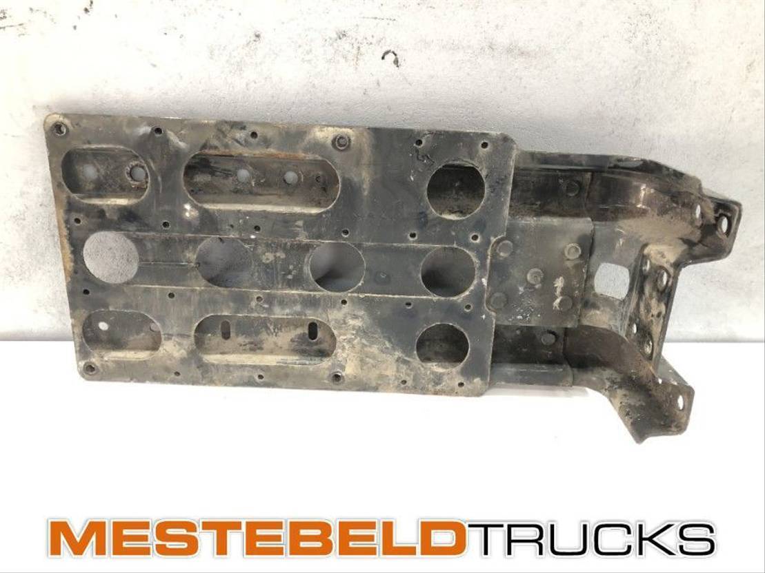 MAN Spatbordsteun - Ramme/ Chassis for Lastbil: billede 1 MAN Spatbordsteun - Ramme/ Chassis for Lastbil: billede 1