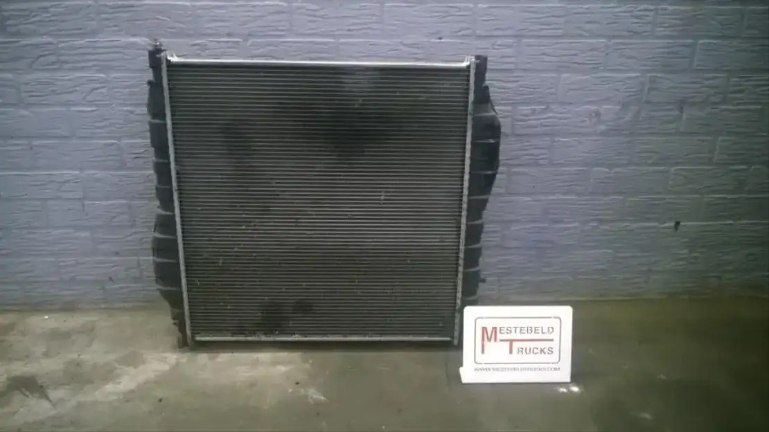 Mercedes-Benz Radiateur - Kølesystem for Lastbil: billede 1 Mercedes-Benz Radiateur - Kølesystem for Lastbil: billede 1