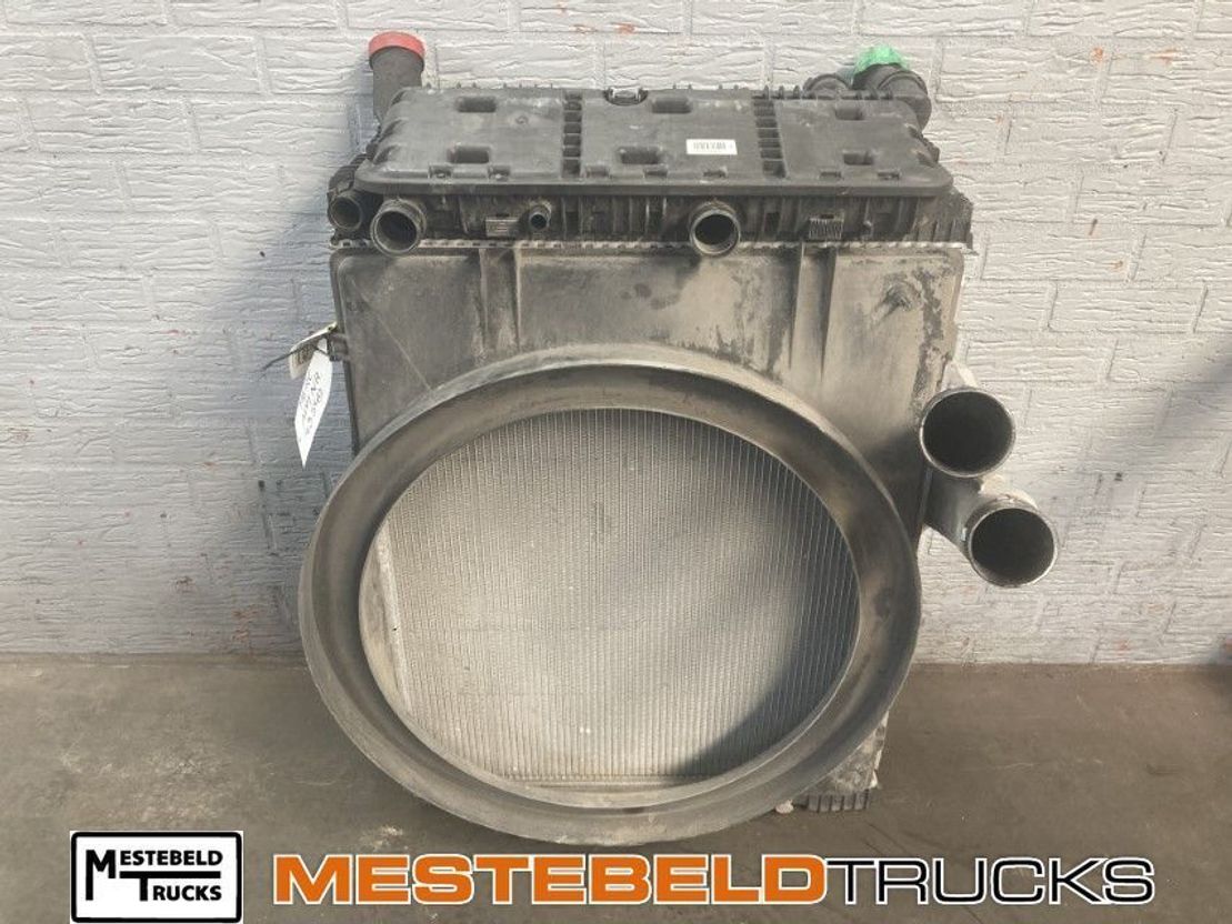 Mercedes-Benz Radiateur met intercooler - Køler for Lastbil: billede 1 Mercedes-Benz Radiateur met intercooler - Køler for Lastbil: billede 1