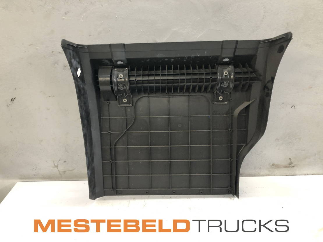 Mercedes-Benz Spatbord achteras linksvoor - Ramme/ Chassis for Lastbil: billede 2 Mercedes-Benz Spatbord achteras linksvoor - Ramme/ Chassis for Lastbil: billede 2