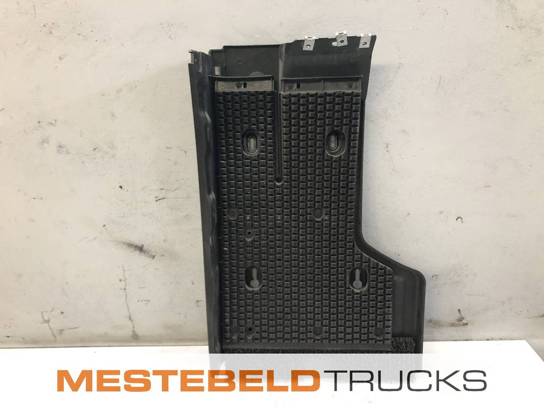 Mercedes-Benz Spatbord rechts - Ramme/ Chassis for Lastbil: billede 2 Mercedes-Benz Spatbord rechts - Ramme/ Chassis for Lastbil: billede 2