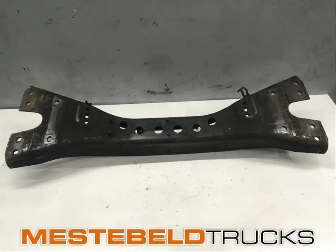 Scania Dwarsligger 4-serie - Ramme/ Chassis for Lastbil: billede 1 Scania Dwarsligger 4-serie - Ramme/ Chassis for Lastbil: billede 1