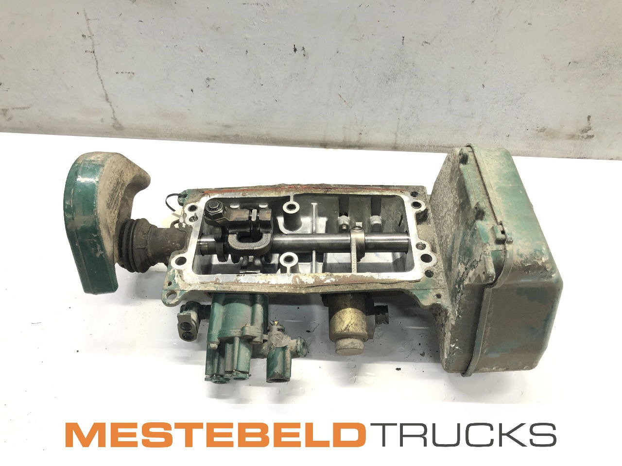 Volvo Schakeldeksel FH12 - Gearkasse og reservedele for Lastbil: billede 1 Volvo Schakeldeksel FH12 - Gearkasse og reservedele for Lastbil: billede 1