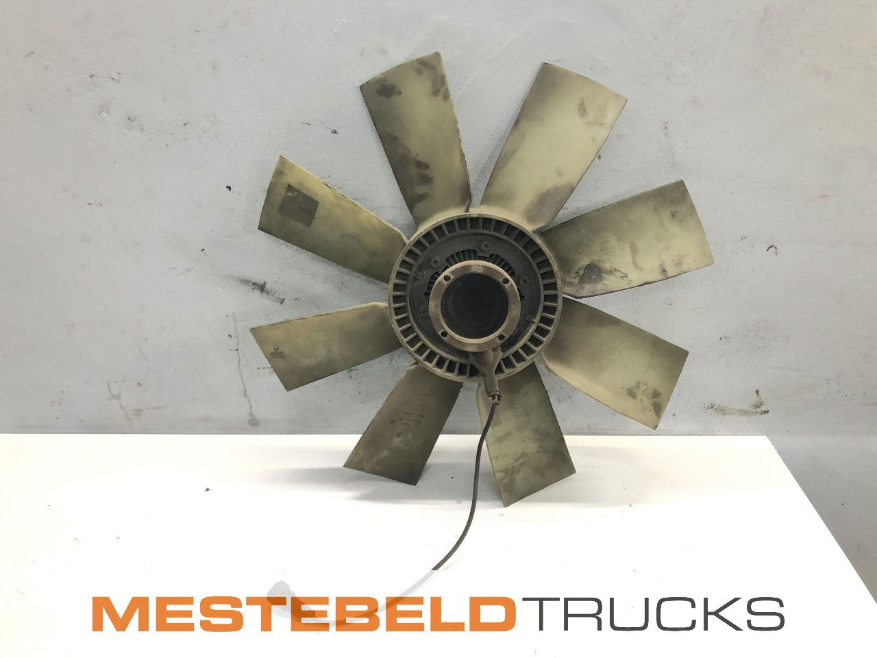 Volvo Vin + visco koppeling FM 9.340 - Kølesystem for Lastbil: billede 1 Volvo Vin + visco koppeling FM 9.340 - Kølesystem for Lastbil: billede 1