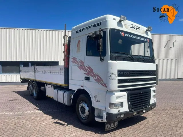 DAF 95.350 8 Tires (6x2) euro 2 - Lastbil med lad: billede 1 DAF 95.350 8 Tires (6x2) euro 2 - Lastbil med lad: billede 1