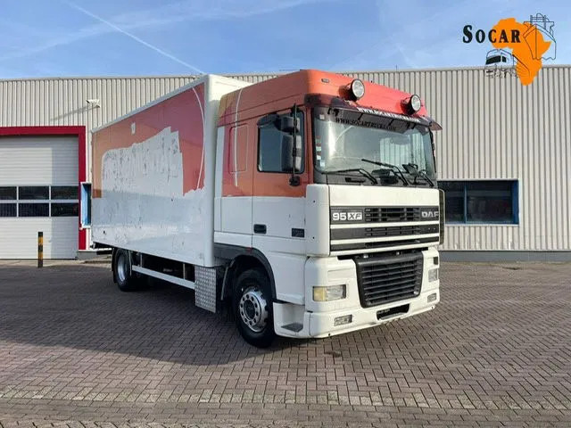 DAF XF 95.380 Euro 2 Manual-Gear - Lastbil varevogn: billede 1 DAF XF 95.380 Euro 2 Manual-Gear - Lastbil varevogn: billede 1