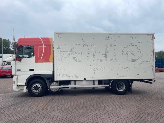 DAF XF 95.380 Euro 2 Manual-Gear - Lastbil varevogn: billede 3 DAF XF 95.380 Euro 2 Manual-Gear - Lastbil varevogn: billede 3