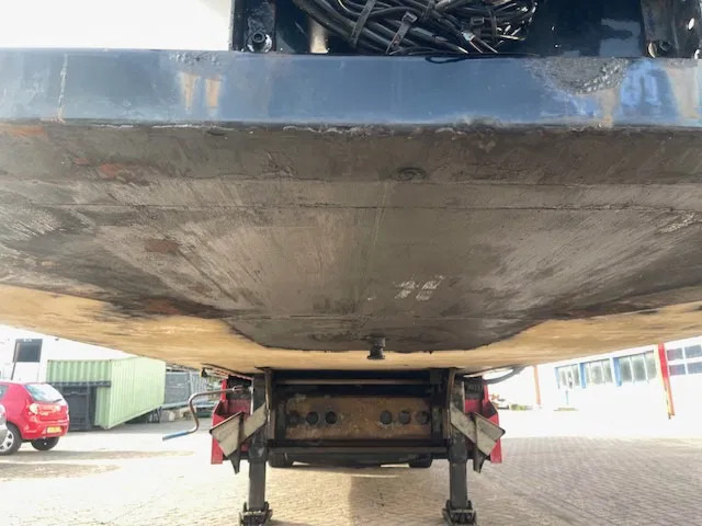 Kögel 3 AXELS (2X LIFT AXELS) DISK BRAKE 7CM FRIGO BOX - Varevogn sættevogn: billede 4 Kögel 3 AXELS (2X LIFT AXELS) DISK BRAKE 7CM FRIGO BOX - Varevogn sættevogn: billede 4