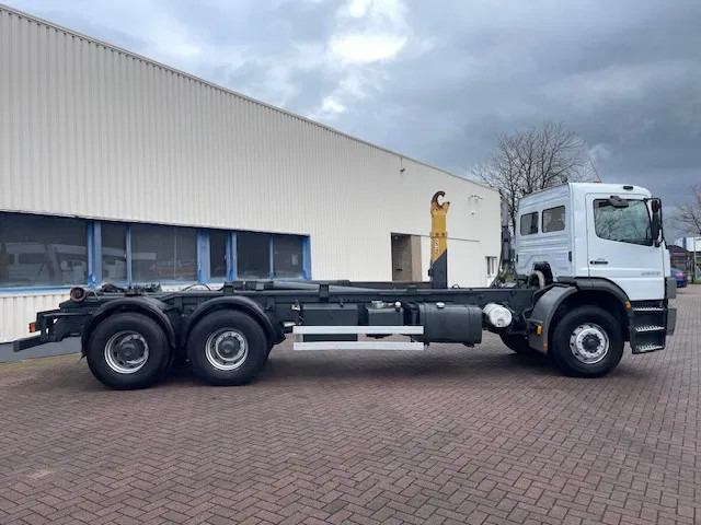 Mercedes-Benz Atego 2628 6x4 Manual gear Full steel suspension - Lastbil chassis: billede 3 Mercedes-Benz Atego 2628 6x4 Manual gear Full steel suspension - Lastbil chassis: billede 3