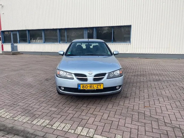 Nissan Almera Airco Manual gear APK Cruise control - Hatchback: billede 2 Nissan Almera Airco Manual gear APK Cruise control - Hatchback: billede 2