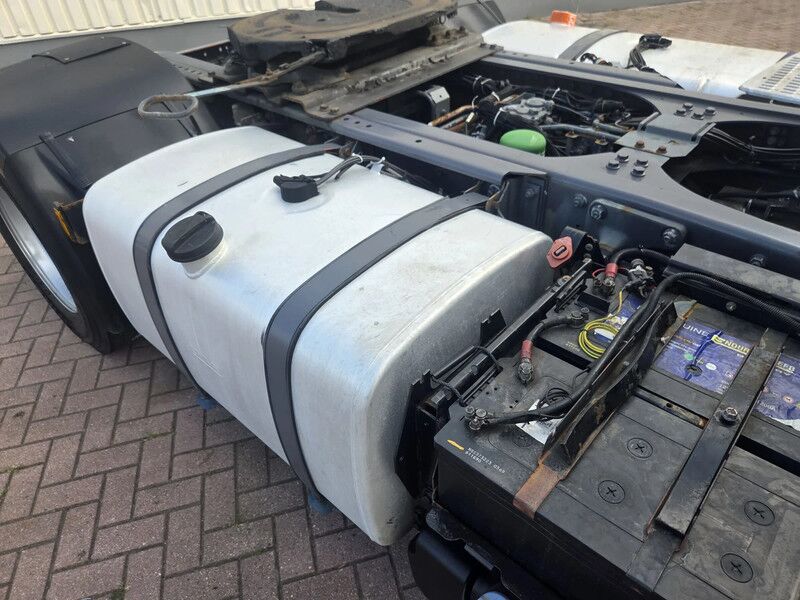 Trækker DAF XF 105.460 EURO 5 MANUAL GEARBOX: billede 16 Trækker DAF XF 105.460 EURO 5 MANUAL GEARBOX: billede 16