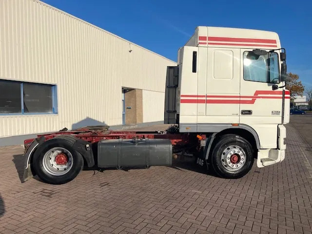 DAF XF 95.430 Manual-Gear Euro 3 - Trækker: billede 5 DAF XF 95.430 Manual-Gear Euro 3 - Trækker: billede 5