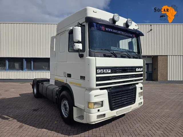 DAF XF 95.430 Manual gear Euro 3 - Trækker: billede 1 DAF XF 95.430 Manual gear Euro 3 - Trækker: billede 1
