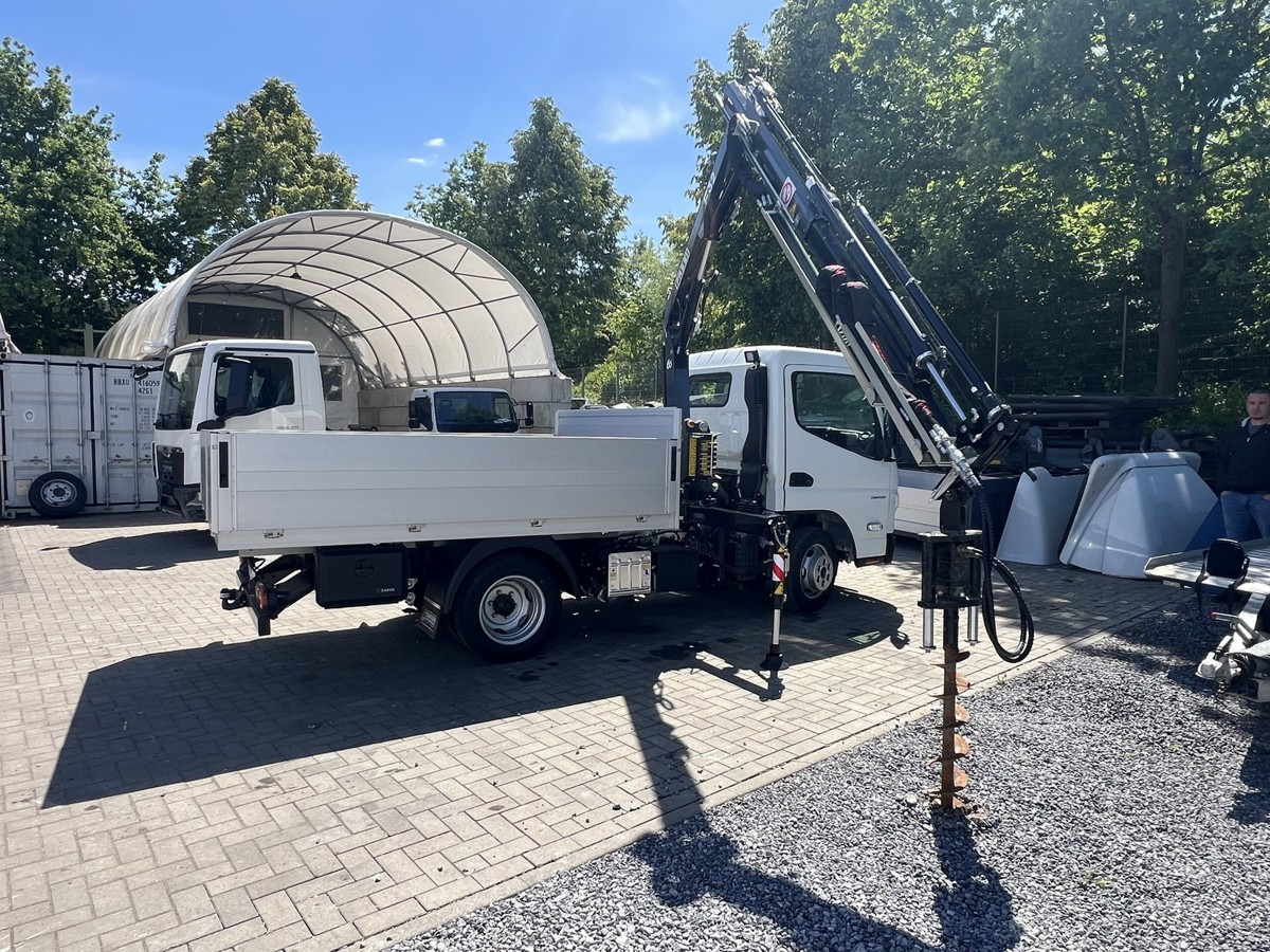 FUSO 3S15 Alu Pritsche 2.80m Ladekran Bohrgerät - Ladbil: billede 2 FUSO 3S15 Alu Pritsche 2.80m Ladekran Bohrgerät - Ladbil: billede 2