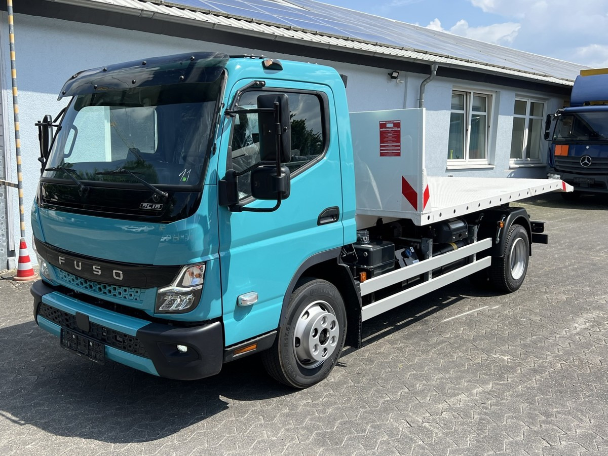 FUSO Canter FUSO 9C18 City Abrollkipper Krokbil Color - Lastbil kroghejs, Lastbil med kran: billede 4 FUSO Canter FUSO 9C18 City Abrollkipper Krokbil Color - Lastbil kroghejs, Lastbil med kran: billede 4