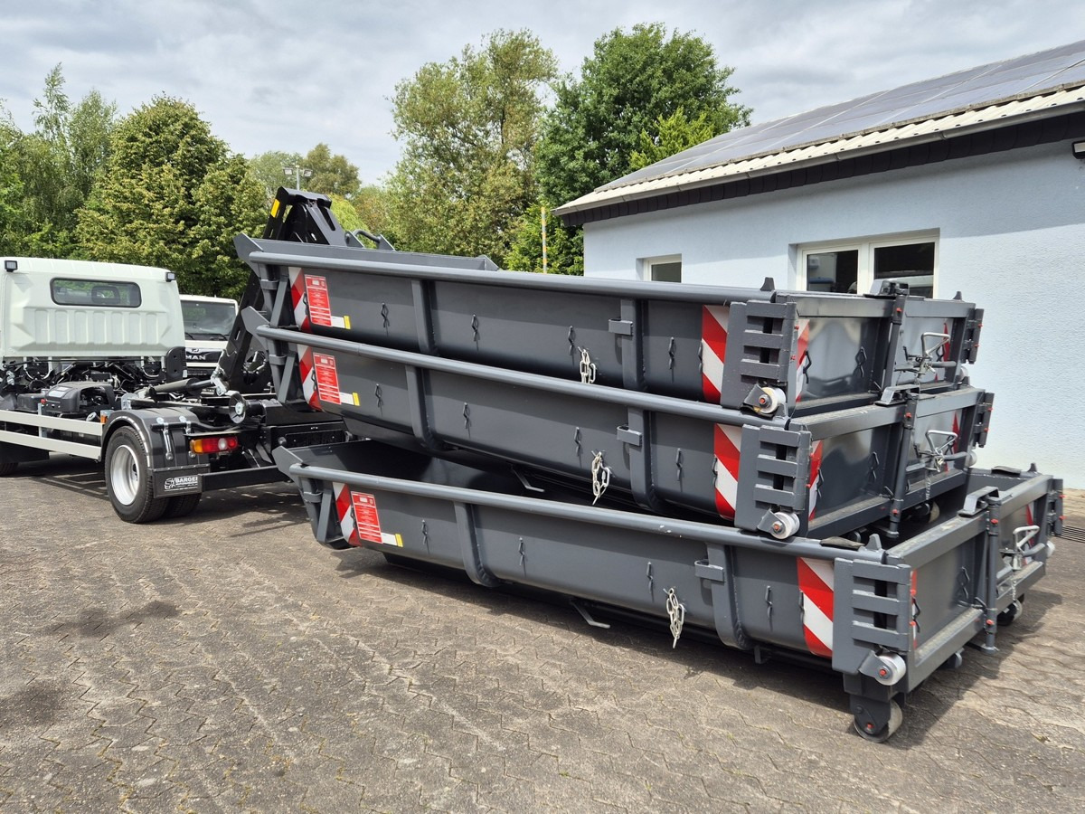 FUSO FUSO 9C18 40km/h City Abrollkipper WLF Swiss CH - Lastbil kroghejs: billede 2 FUSO FUSO 9C18 40km/h City Abrollkipper WLF Swiss CH - Lastbil kroghejs: billede 2