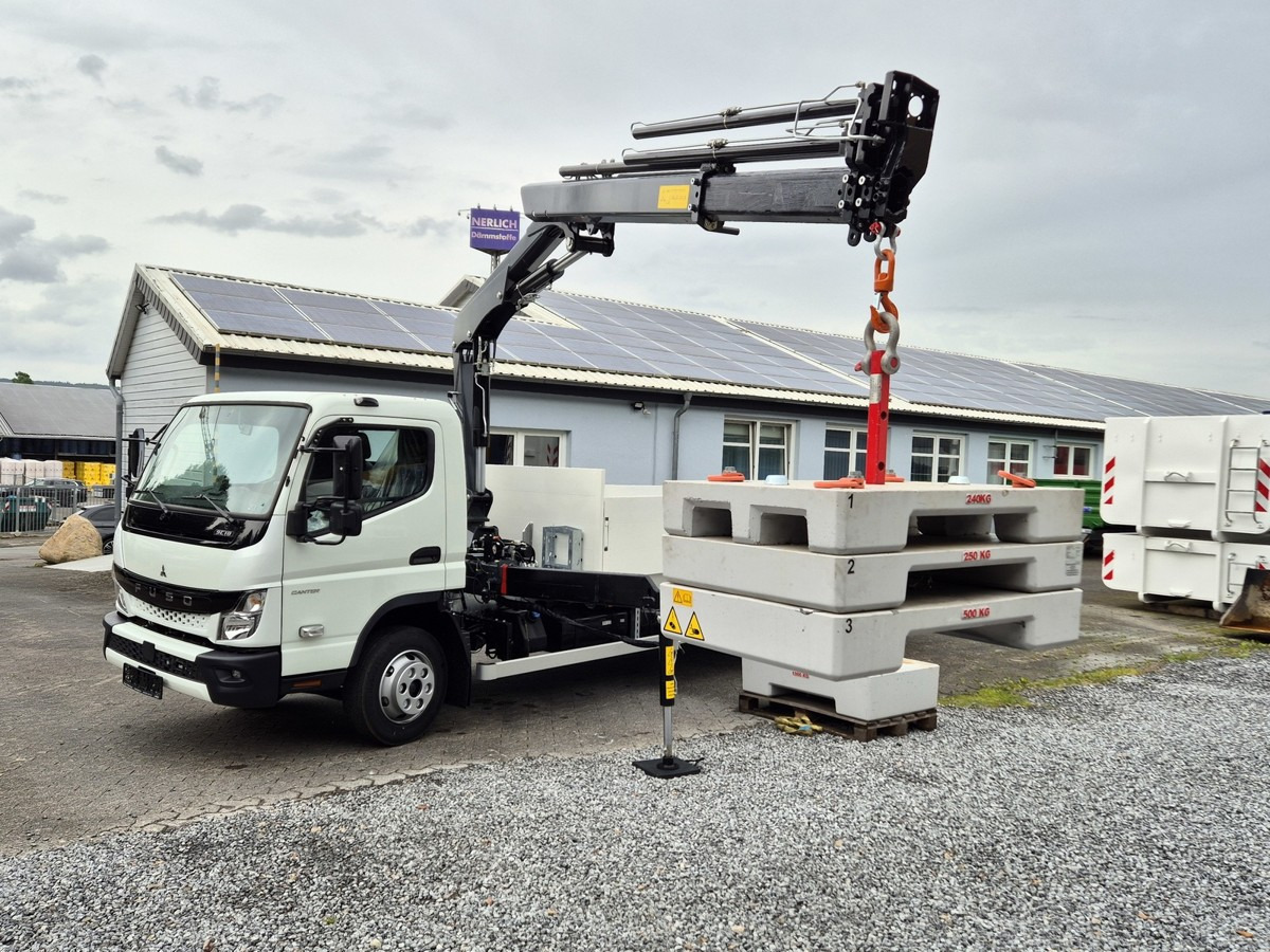 FUSO FUSO 9C18 Canter Alu Pritsche 5.5m Kran 3x hydr. - Ladbil: billede 1 FUSO FUSO 9C18 Canter Alu Pritsche 5.5m Kran 3x hydr. - Ladbil: billede 1