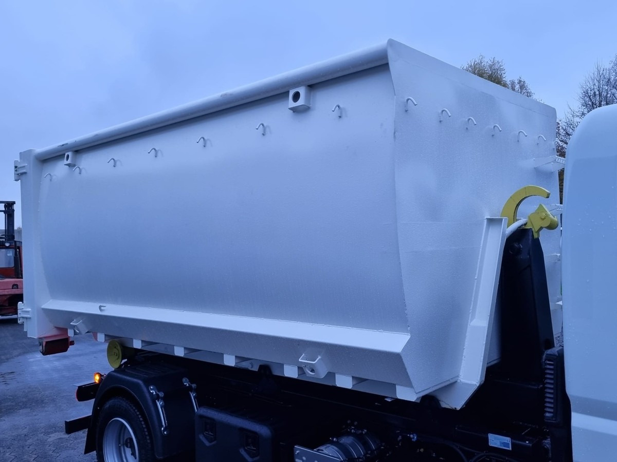 Leje en FUSO FUSO 9C18 Duonic City Abrollkipper GG 8.55t AHK FUSO FUSO 9C18 Duonic City Abrollkipper GG 8.55t AHK: billede 10