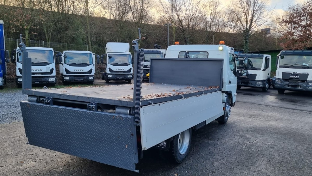 Leje en FUSO FUSO 9C18 Duonic City Abrollkipper GG 8.55t AHK FUSO FUSO 9C18 Duonic City Abrollkipper GG 8.55t AHK: billede 9