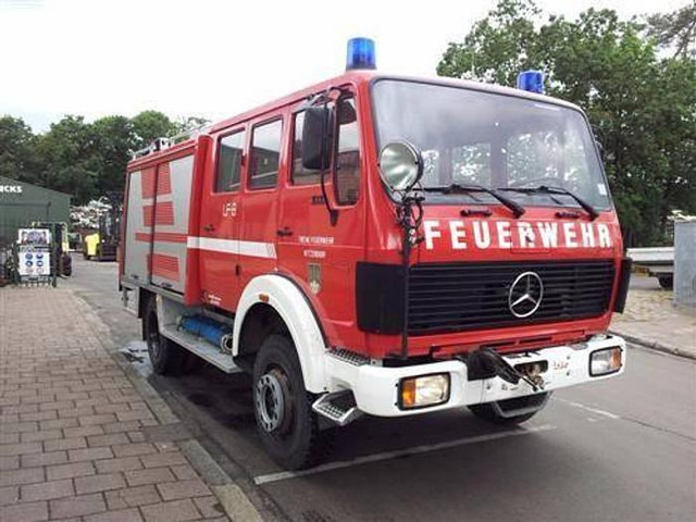 Mercedes-Benz 1019 AF 36 - Brandbil: billede 1 Mercedes-Benz 1019 AF 36 - Brandbil: billede 1