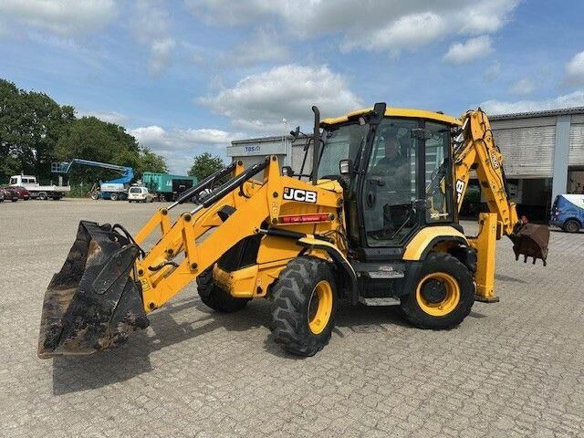 JCB 3CX, hydr. S.W.S., 4+1 Schaufel, Tieflöffel - Gravelæssemaskine: billede 3 JCB 3CX, hydr. S.W.S., 4+1 Schaufel, Tieflöffel - Gravelæssemaskine: billede 3