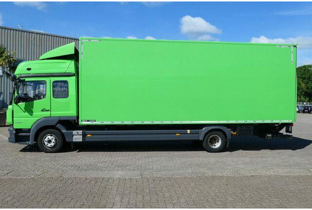 Mercedes-Benz 1023 L Atego 4x2, Schlafkabine, AHK, LBW, Möbel - Lastbil varevogn: billede 2 Mercedes-Benz 1023 L Atego 4x2, Schlafkabine, AHK, LBW, Möbel - Lastbil varevogn: billede 2