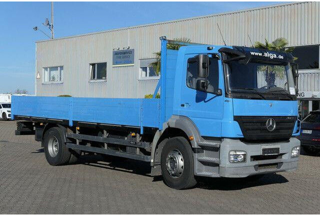 Mercedes-Benz 1824 L Axor 4x2, 3. Sitz, AHK, Gerüstbau, Klima - Lastbil med lad: billede 3 Mercedes-Benz 1824 L Axor 4x2, 3. Sitz, AHK, Gerüstbau, Klima - Lastbil med lad: billede 3