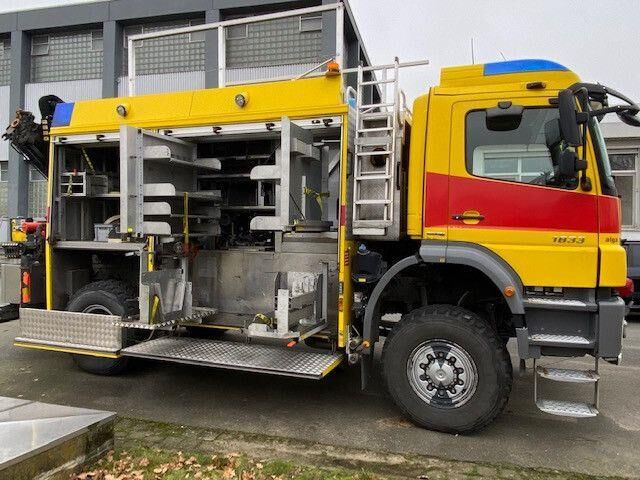Mercedes-Benz 1833 Axor 4x4, Kran Palfinger, Rosenbauer, AHK - Brandbil: billede 4 Mercedes-Benz 1833 Axor 4x4, Kran Palfinger, Rosenbauer, AHK - Brandbil: billede 4