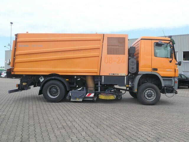 Mercedes-Benz 2032 A Actros 4x4, Bucher STKF 9500, Airport, AC - Fejebil: billede 2 Mercedes-Benz 2032 A Actros 4x4, Bucher STKF 9500, Airport, AC - Fejebil: billede 2