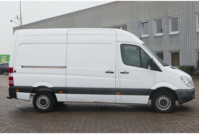 Mercedes-Benz 213 CDI Sprinter 4x2, Klima, 3. Sitz, Holzausbau - Små varebil: billede 2 Mercedes-Benz 213 CDI Sprinter 4x2, Klima, 3. Sitz, Holzausbau - Små varebil: billede 2