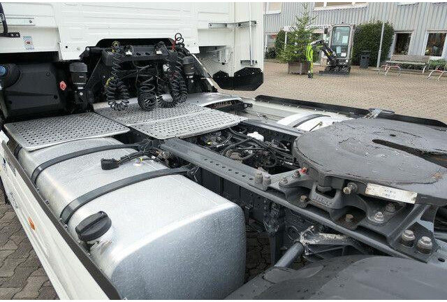 DAF XG 530 FT 4x2, Intarder, 2x Tank, Standklima - Trækker: billede 4 DAF XG 530 FT 4x2, Intarder, 2x Tank, Standklima - Trækker: billede 4