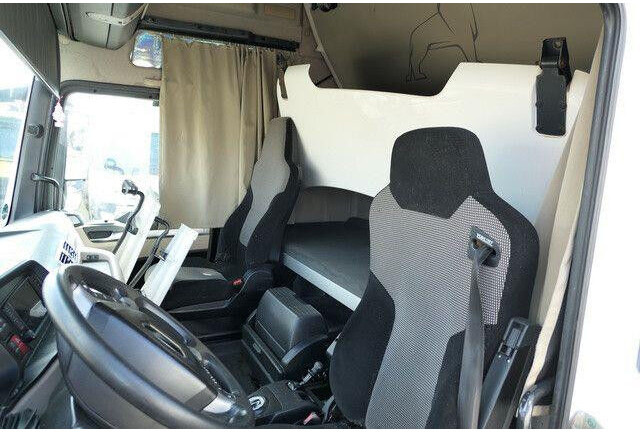 MAN 18.500 TGX 4x2, Intarder, Spoiler, Klima,2x Tank - Trækker: billede 5 MAN 18.500 TGX 4x2, Intarder, Spoiler, Klima,2x Tank - Trækker: billede 5