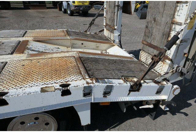 Zandt AT-P300, Hydr. Rampen, 30to., 3-Achser - Nedbygget platform påhængsvogn: billede 5 Zandt AT-P300, Hydr. Rampen, 30to., 3-Achser - Nedbygget platform påhængsvogn: billede 5