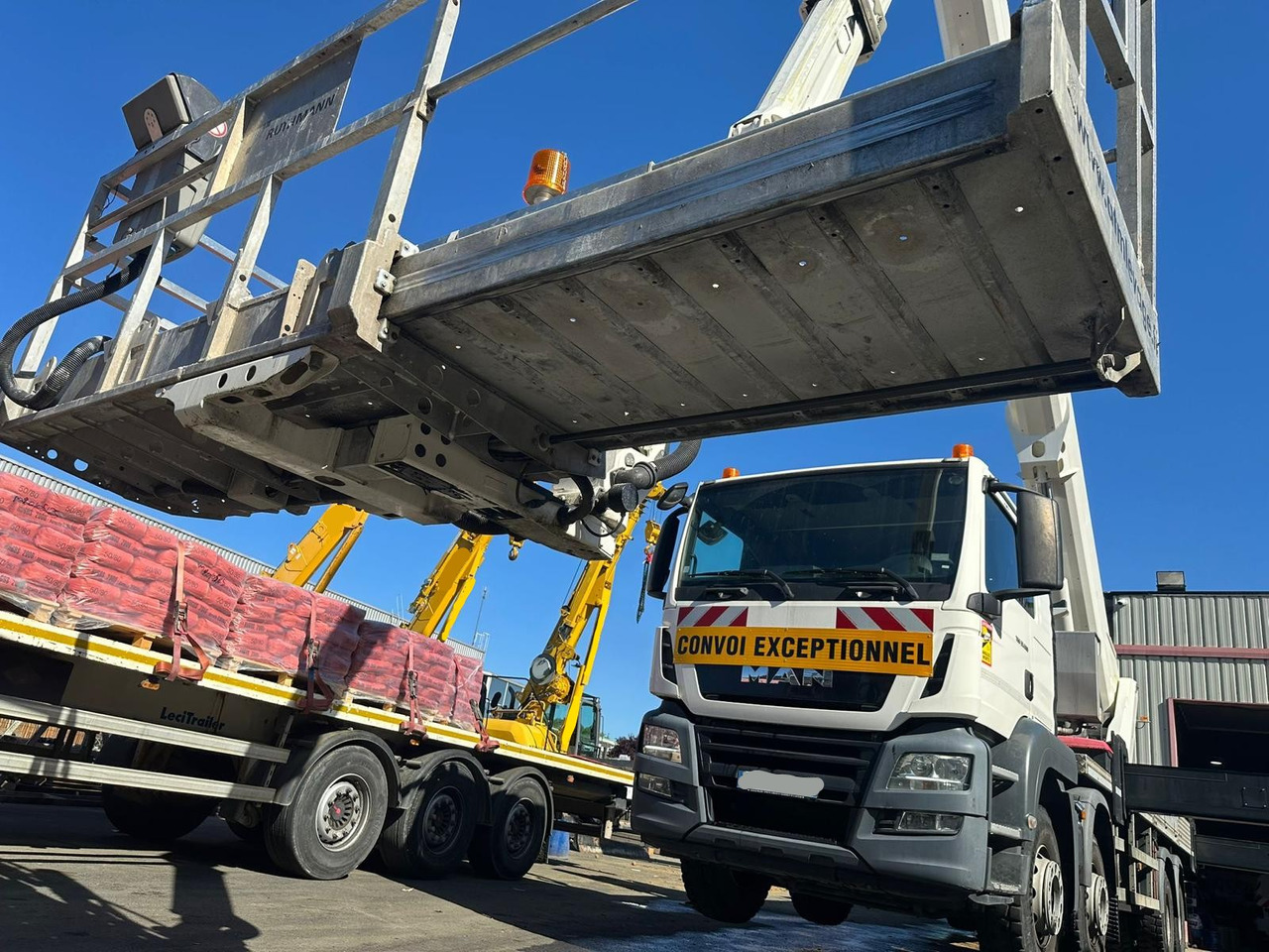 RUTHMANN Steiger T750 HF - Lastbil med mandskabslift: billede 1 RUTHMANN Steiger T750 HF - Lastbil med mandskabslift: billede 1