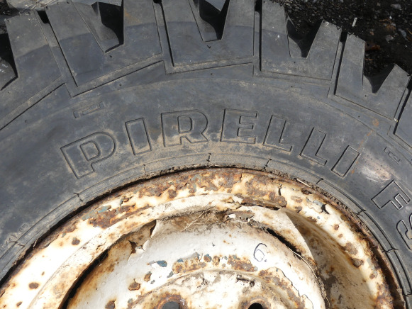 2 Roues pour engin de chantier Pirelli FS40 - Komplet hjul for Traktor: billede 3 2 Roues pour engin de chantier Pirelli FS40 - Komplet hjul for Traktor: billede 3