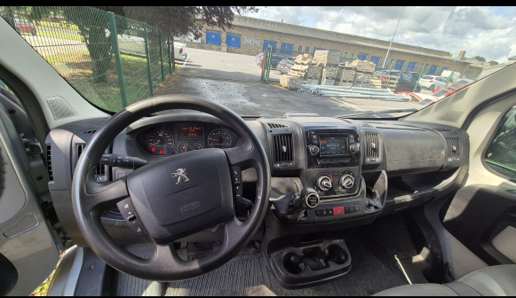 Peugeot BOXER simple cabine (en panne) - 1-RFU-448 - N°Châssis VF3YCZMFC12D00120-01 - Varevogn: billede 3 Peugeot BOXER simple cabine (en panne) - 1-RFU-448 - N°Châssis VF3YCZMFC12D00120-01 - Varevogn: billede 3