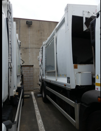 REF:1449 - Camion poubelle Renault Access (2013-174.062 km)(VIN: SEG1930BL5BD17227) - Affaldsmaskine: billede 4 REF:1449 - Camion poubelle Renault Access (2013-174.062 km)(VIN: SEG1930BL5BD17227) - Affaldsmaskine: billede 4