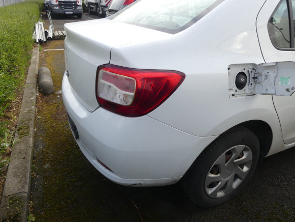 REF:20513 - Voiture Dacia Logan Berline (2013-97.655 km) - Sedan: billede 5 REF:20513 - Voiture Dacia Logan Berline (2013-97.655 km) - Sedan: billede 5