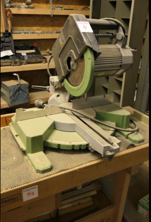 Scie à onglet Elektra Beckum KGS300 - Træbearbejdningsmaskine: billede 2 Scie à onglet Elektra Beckum KGS300 - Træbearbejdningsmaskine: billede 2