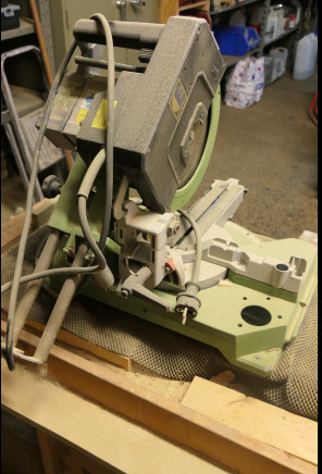 Scie à onglet Elektra Beckum KGS300 - Træbearbejdningsmaskine: billede 4 Scie à onglet Elektra Beckum KGS300 - Træbearbejdningsmaskine: billede 4