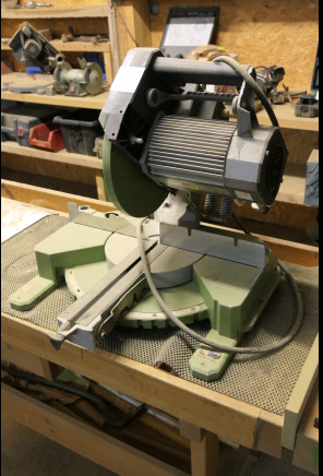 Scie à onglet Elektra Beckum KGS300 - Træbearbejdningsmaskine: billede 1 Scie à onglet Elektra Beckum KGS300 - Træbearbejdningsmaskine: billede 1