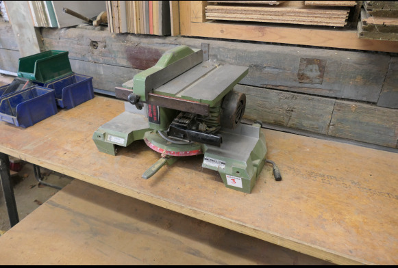 Scie à onglet Omga - Træbearbejdningsmaskine: billede 1 Scie à onglet Omga - Træbearbejdningsmaskine: billede 1