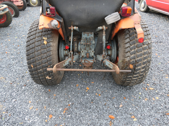 Tracteur pour par cet jardin + faucheuse rotative Kubota 245DT ( VIN:245DT72778) - Traktor: billede 4 Tracteur pour par cet jardin + faucheuse rotative Kubota 245DT ( VIN:245DT72778) - Traktor: billede 4